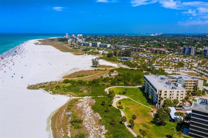 Image No.45-3 Bed Property for sale