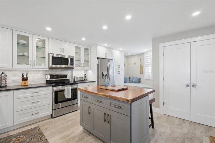 Image No.3-Propriété de 2 chambres à vendre à Sarasota