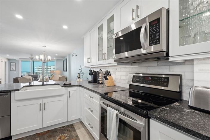 Image No.5-Propriété de 2 chambres à vendre à Sarasota