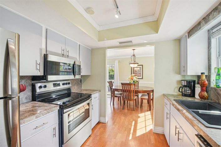 Image No.7-2 Bed Property for sale