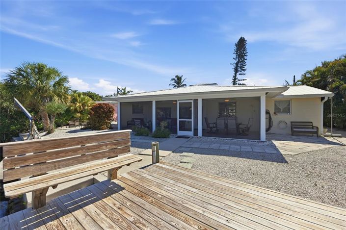 Image No.28-2 Bed Property for sale