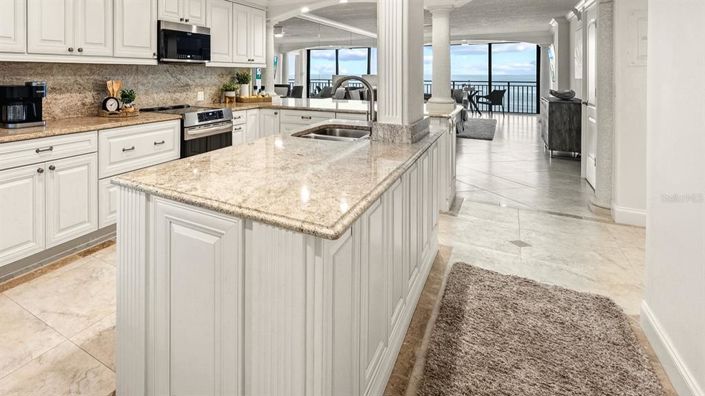 Image No.5-Propriété de 2 chambres à vendre à Sarasota