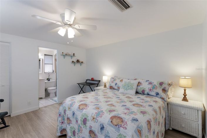 Image No.14-Propriété de 4 chambres à vendre à Holmes Beach