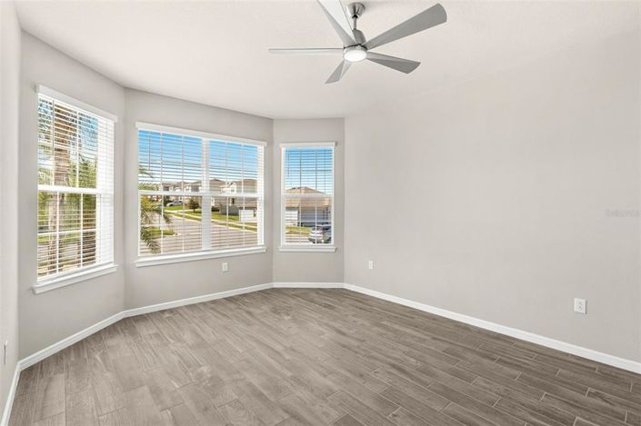 Image No.15-3 Bed Property for sale