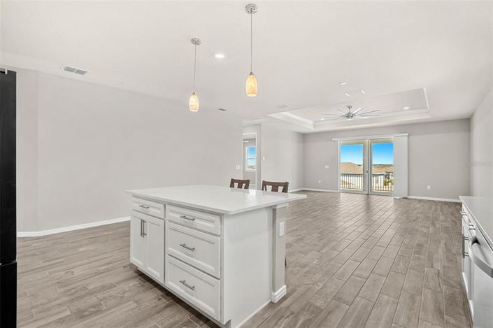 Image No.8-3 Bed Property for sale