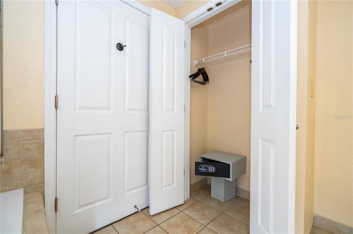 Image No.47-2 Bed Property for sale