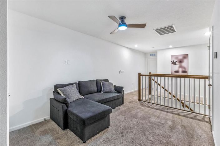 Image No.21-5 Bed Townhouse for sale