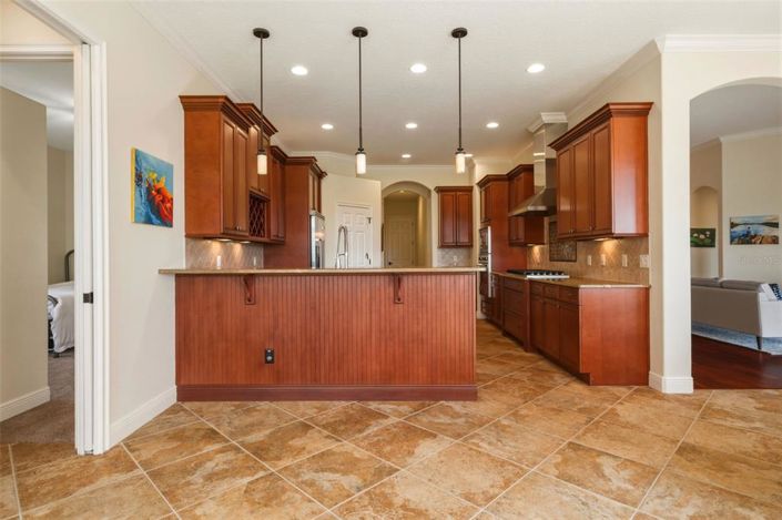 Image No.16-4 Bed Property for sale