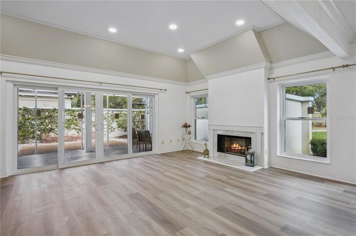 Image No.20-3 Bed Property for sale