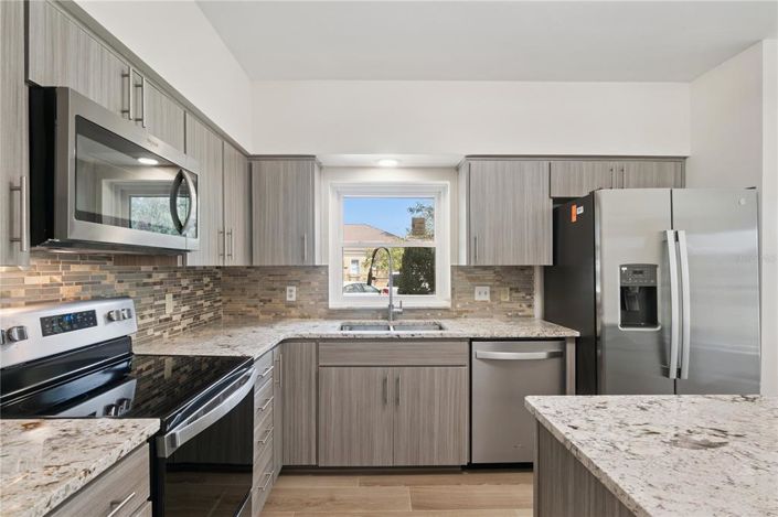 Image No.9-3 Bed Property for sale