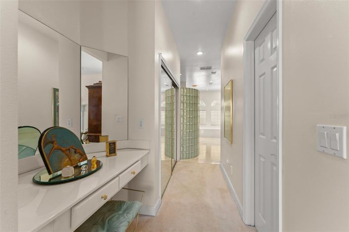 Image No.9-4 Bed Property for sale