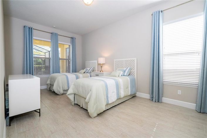 Image No.57-4 Bed Property for sale