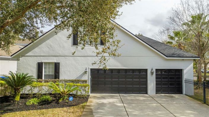 Image No.16-5 Bed Property for sale