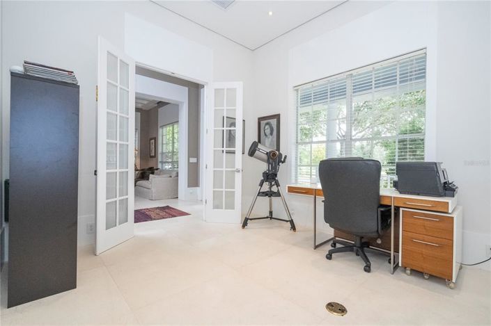 Image No.39-5 Bed Property for sale