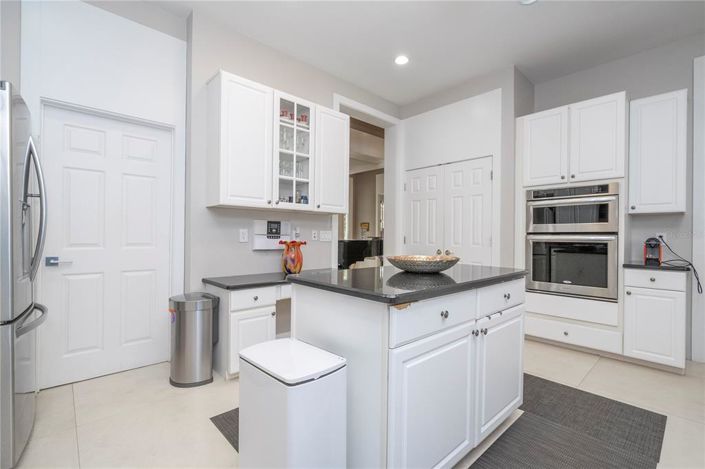 Image No.53-5 Bed Property for sale