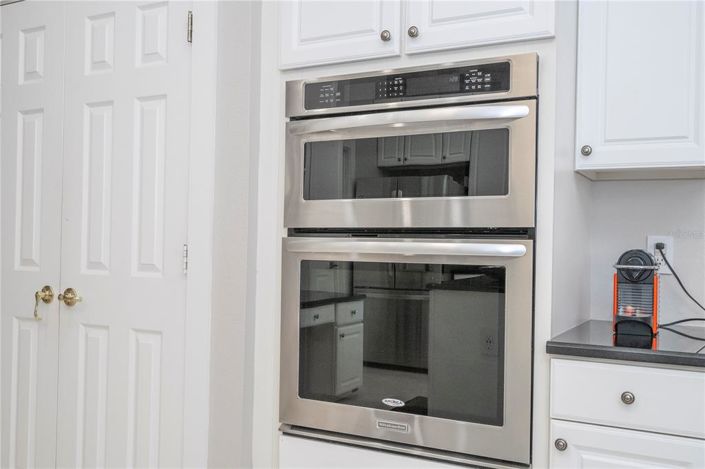 Image No.54-5 Bed Property for sale