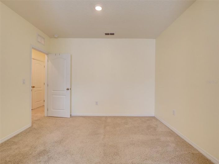 Image No.37-3 Bed Townhouse for sale