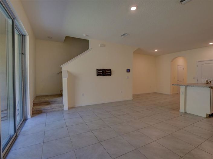 Image No.6-3 Bed Townhouse for sale