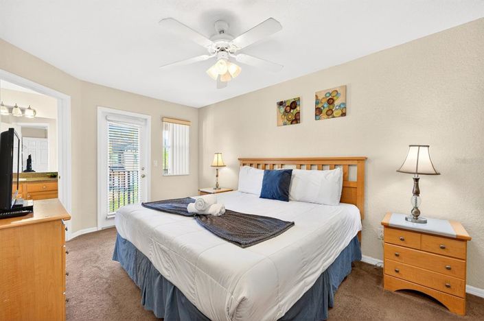 Image No.14-3 Bed Townhouse for sale