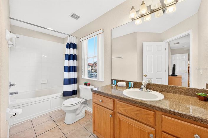 Image No.17-3 Bed Townhouse for sale