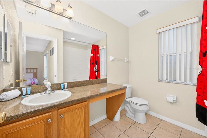 Image No.20-3 Bed Townhouse for sale