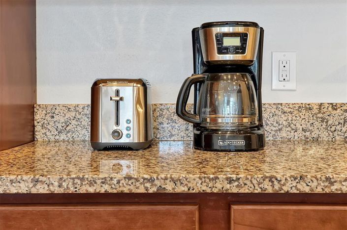 Image No.15-5 Bed Townhouse for sale