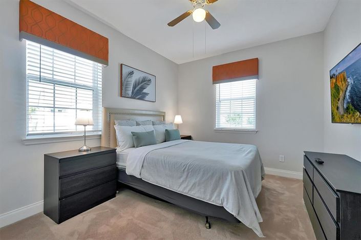 Image No.22-5 Bed Townhouse for sale