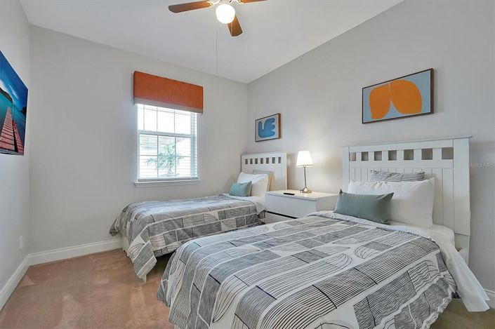 Image No.29-5 Bed Townhouse for sale