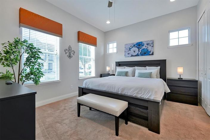 Image No.55-5 Bed Townhouse for sale