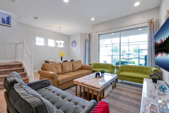 Image No.7-5 Bed Townhouse for sale