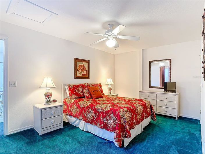 Image No.28-4 Bed Townhouse for sale