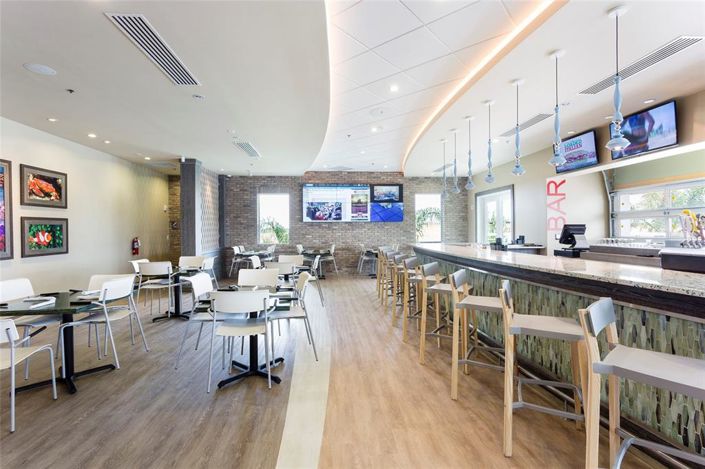 Image No.57-8 Bed Property for sale