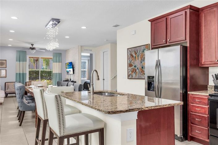 Image No.9-8 Bed Property for sale