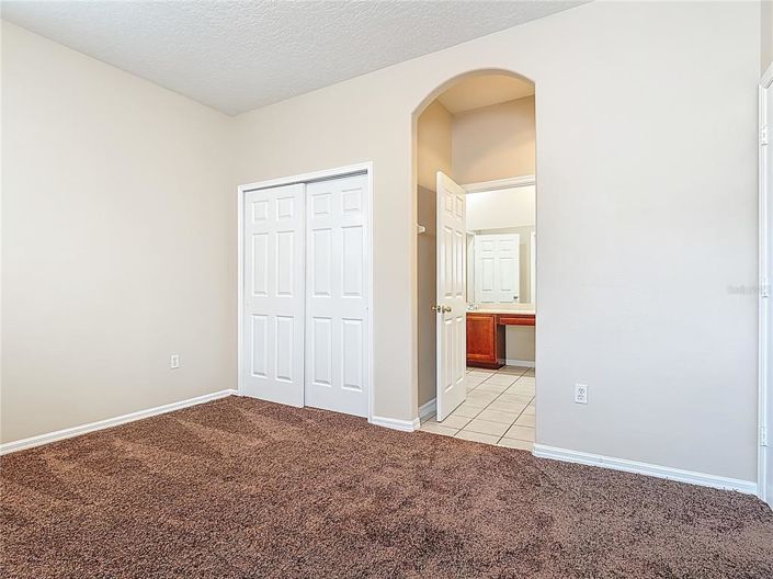 Image No.25-3 Bed Property for sale