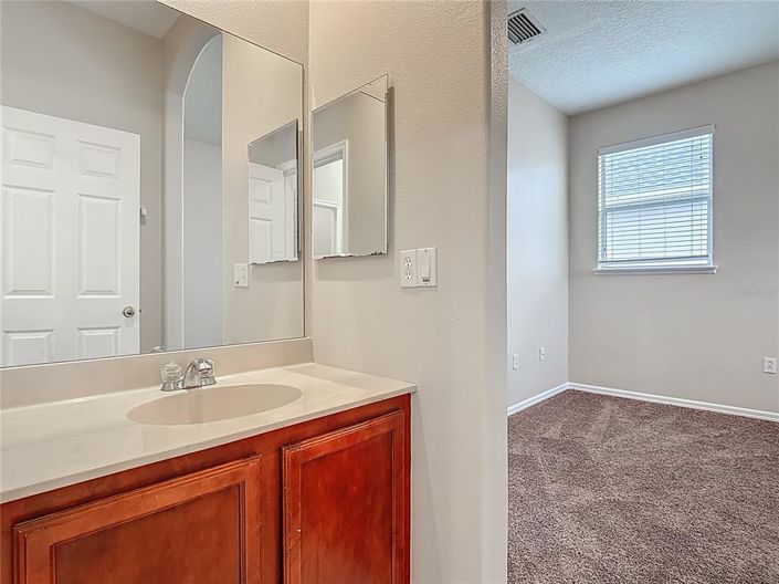 Image No.33-3 Bed Property for sale