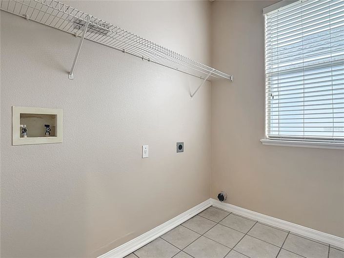 Image No.38-3 Bed Property for sale