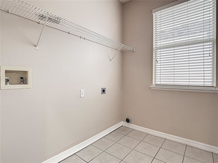 Image No.39-3 Bed Property for sale