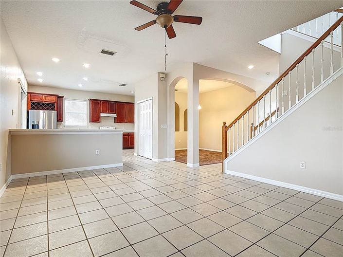 Image No.8-3 Bed Property for sale