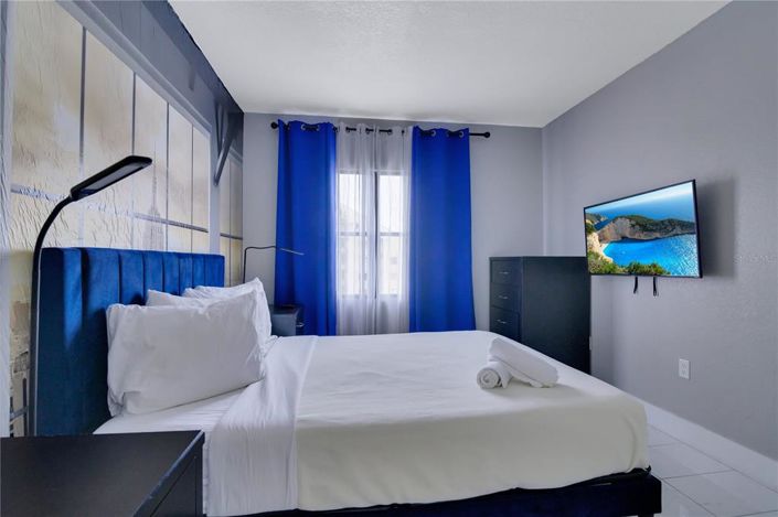 Image No.20-2 Bed Property for sale