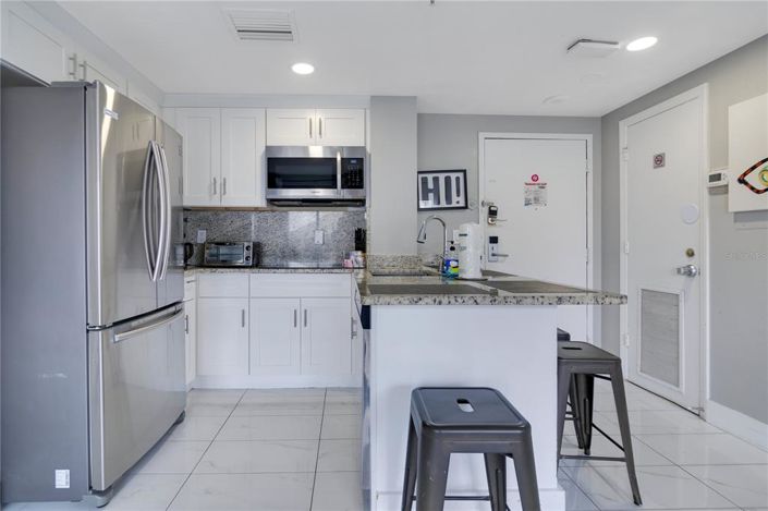 Image No.8-2 Bed Property for sale