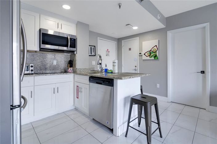 Image No.9-2 Bed Property for sale