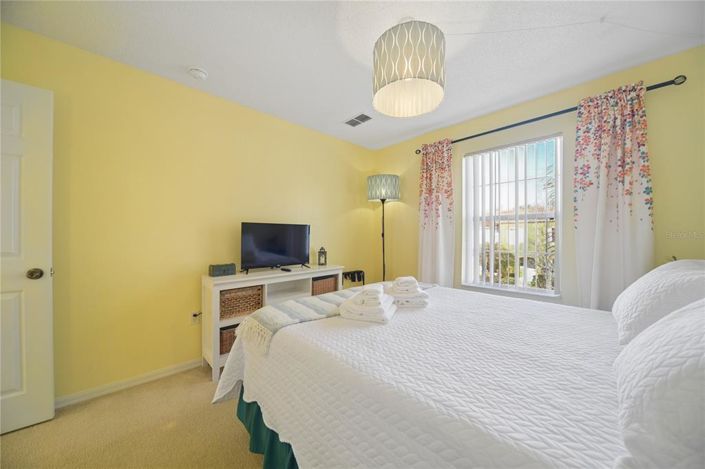 Image No.16-3 Bed Townhouse for sale