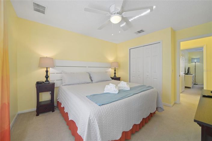 Image No.19-3 Bed Townhouse for sale