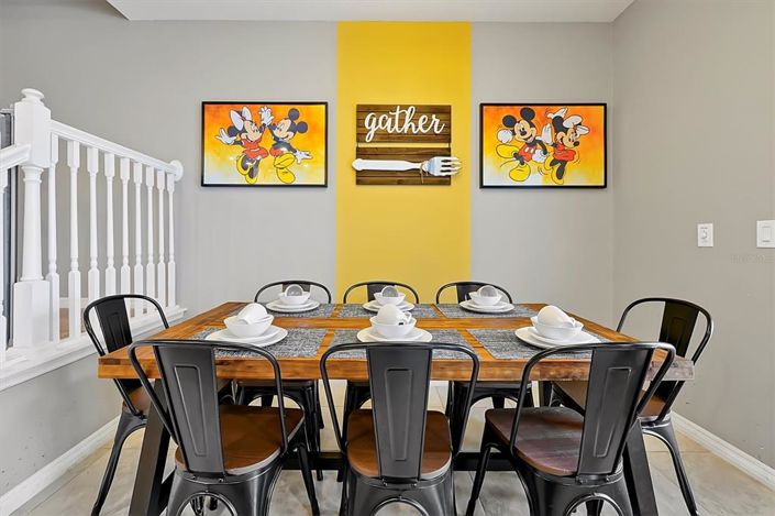 Image No.12-5 Bed Townhouse for sale