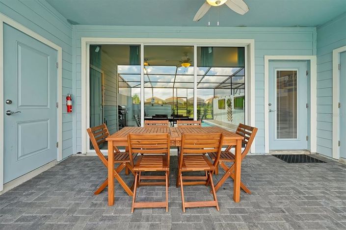 Image No.15-5 Bed Townhouse for sale