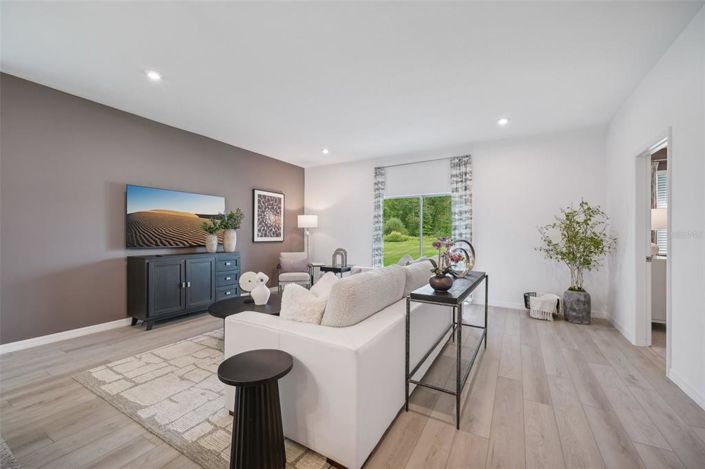 Image No.6-4 Bed Property for sale