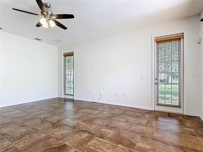 Image No.17-Propriété de 4 chambres à vendre à Kissimmee