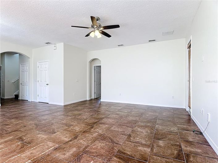 Image No.18-Propriété de 4 chambres à vendre à Kissimmee