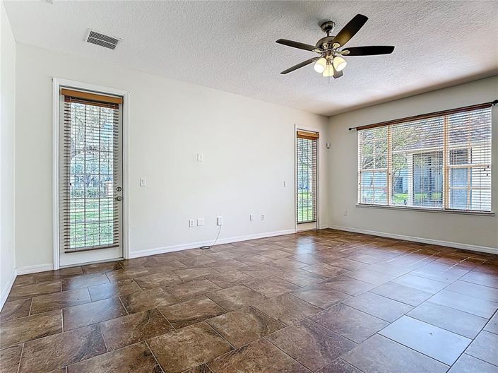 Image No.22-Propriété de 4 chambres à vendre à Kissimmee