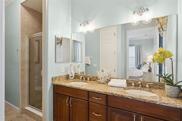 Image No.24-4 Bed Property for sale